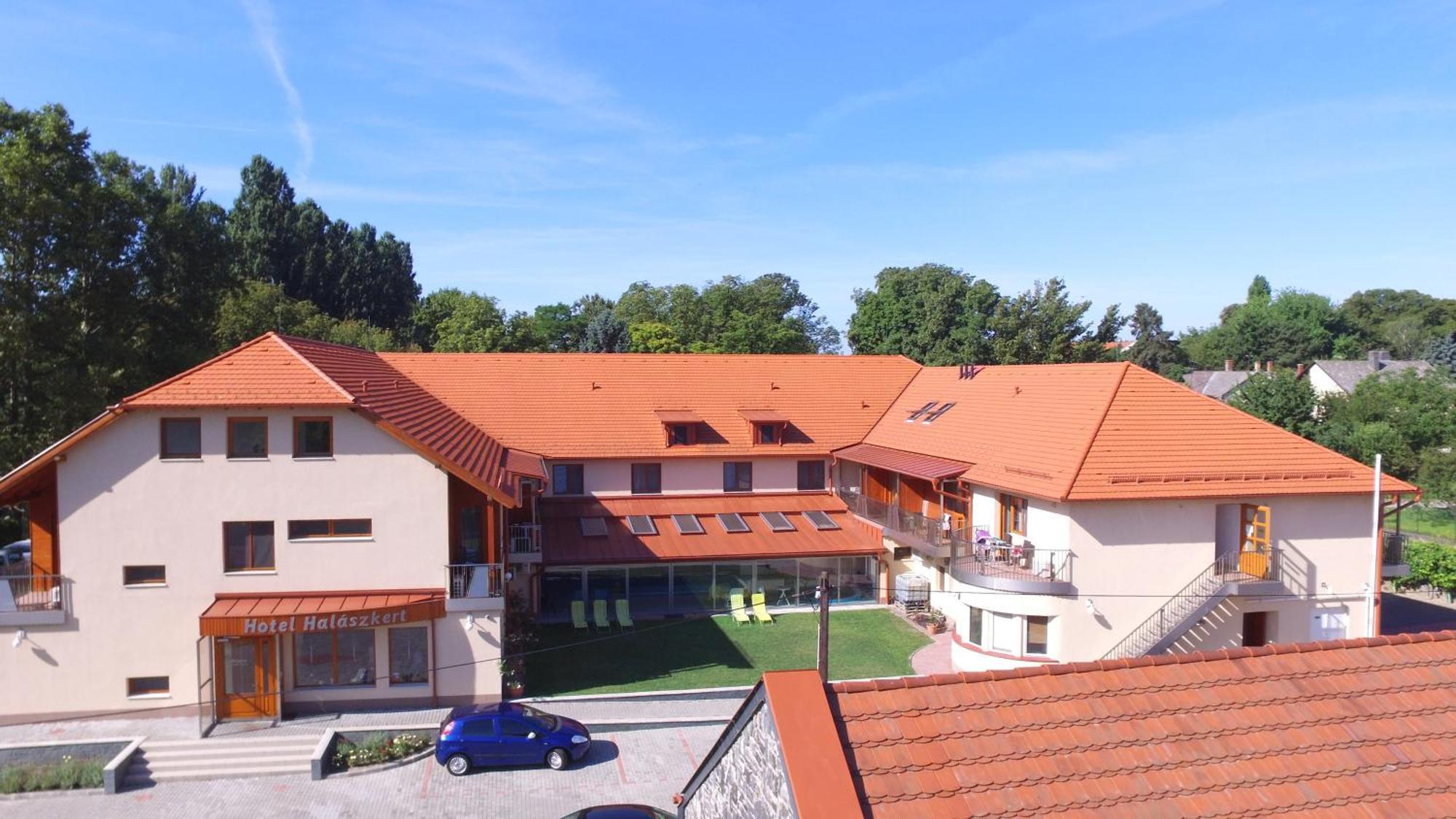 Hotel Halászkert Badacsony Badacsonytomaj Exterior foto